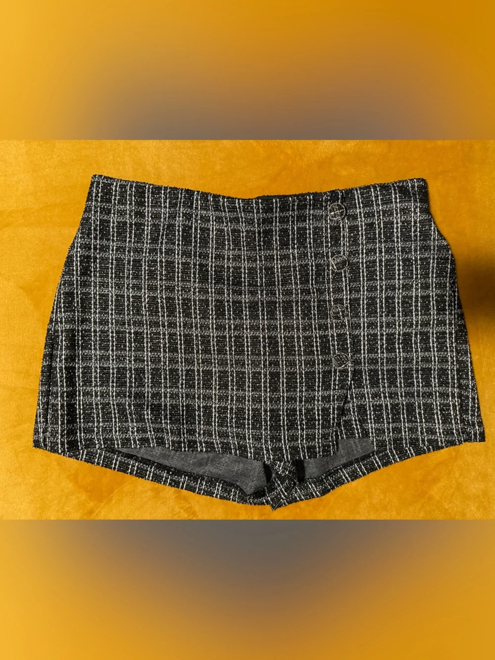 torrid Black & White Plaid Tweed Mini Skort with Side Buttons - Picture 8 of 12